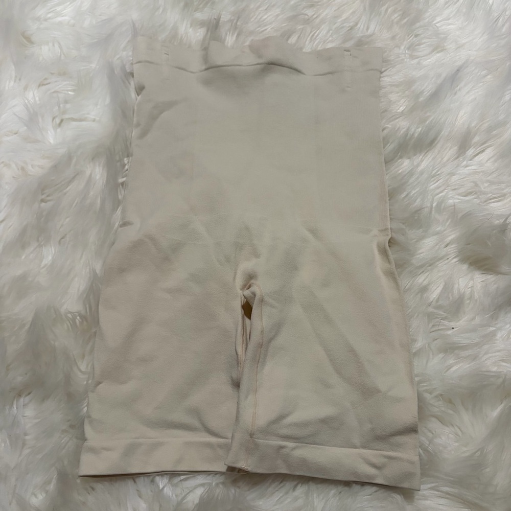 Shapermint Essentials All Day Every Day High-Waisted Shaper Boyshort size M/L - Picture 4 of 4